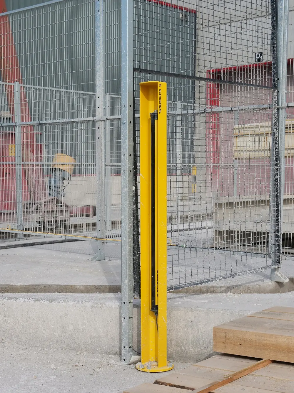 Geïntegreerde beveiligingsoplossing: Veiligheidshek plus aangepaste veiligheidstechnologie