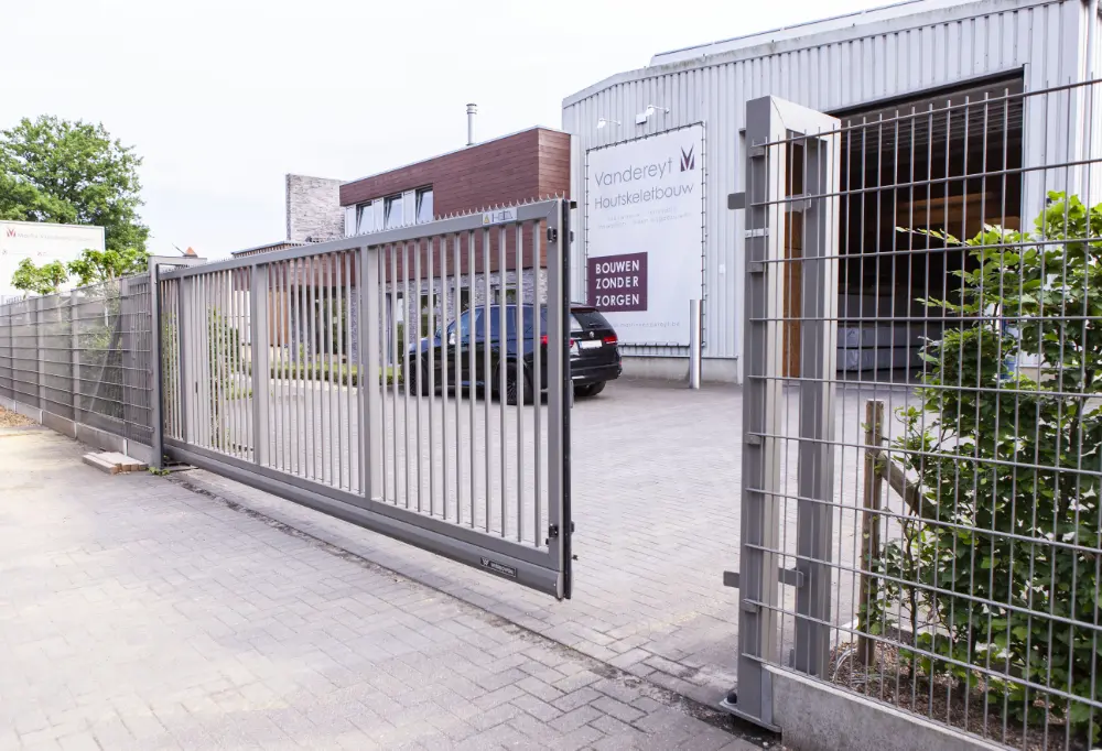 les portails et cl&ocirc;tures de Wiśniowski