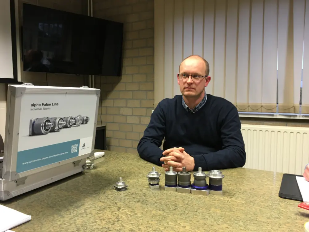 Dieter For&eacute;, Electrical Engineering manager