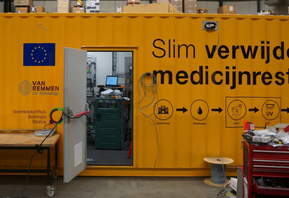 De Pilot Container voor het ziekenhuis in Winterswijk, hier in opbouw bij Nijhuis Industries