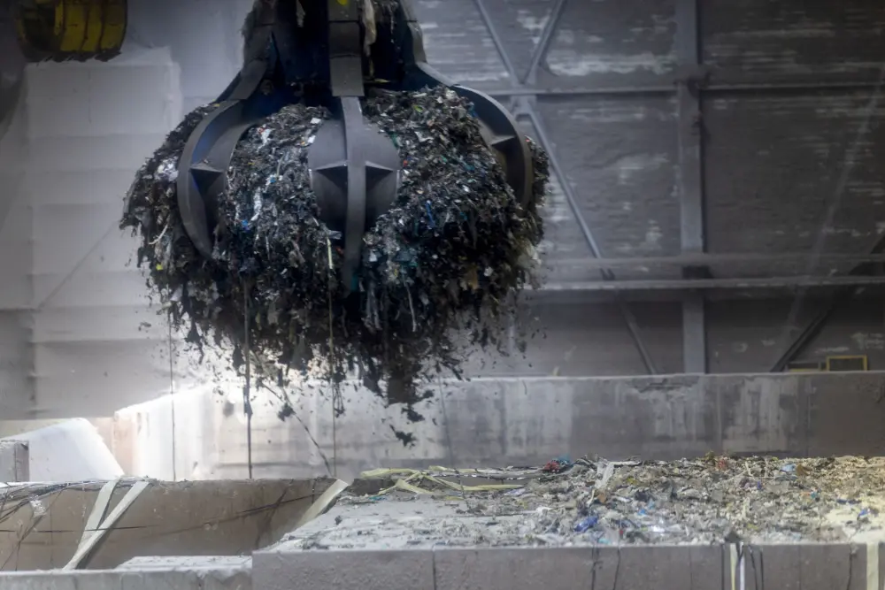 Sleco verbrandt bedrijfsafval en waterzuiveringsslib  in drie wervelbedovens