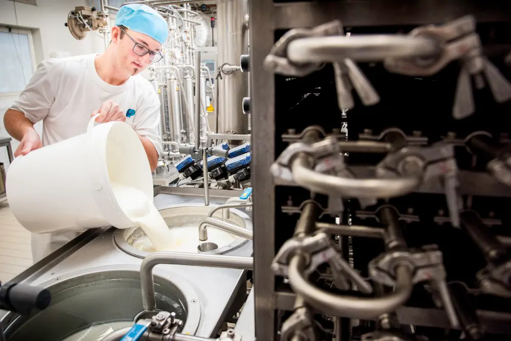 In de Food Pilot kunnen producenten van zuiveldranken, sappen, sauzen en soepen gebruikmaken van testinfrastructuur voor ultrahogetemperatuursterilisatie, nu uitgebreid met extra intensieve temperatuuropvolging