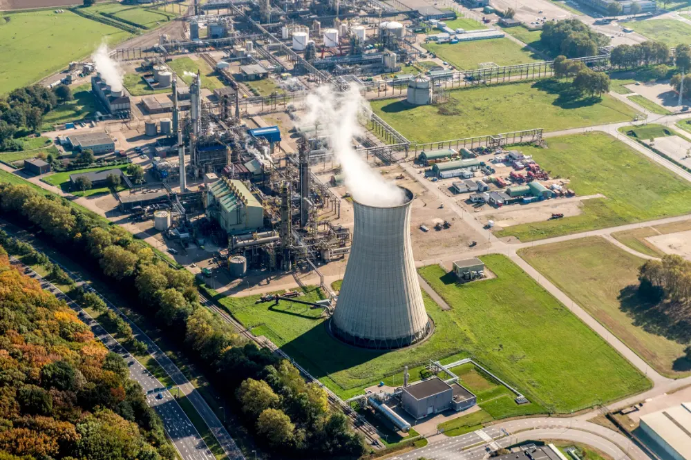 In een productiecyclus waarbij optimaal gebruik wordt gemaakt van energie lijken koeltorens niet te passen. Toch is het  de vraag of die wel helemaal gemist kunnen worden