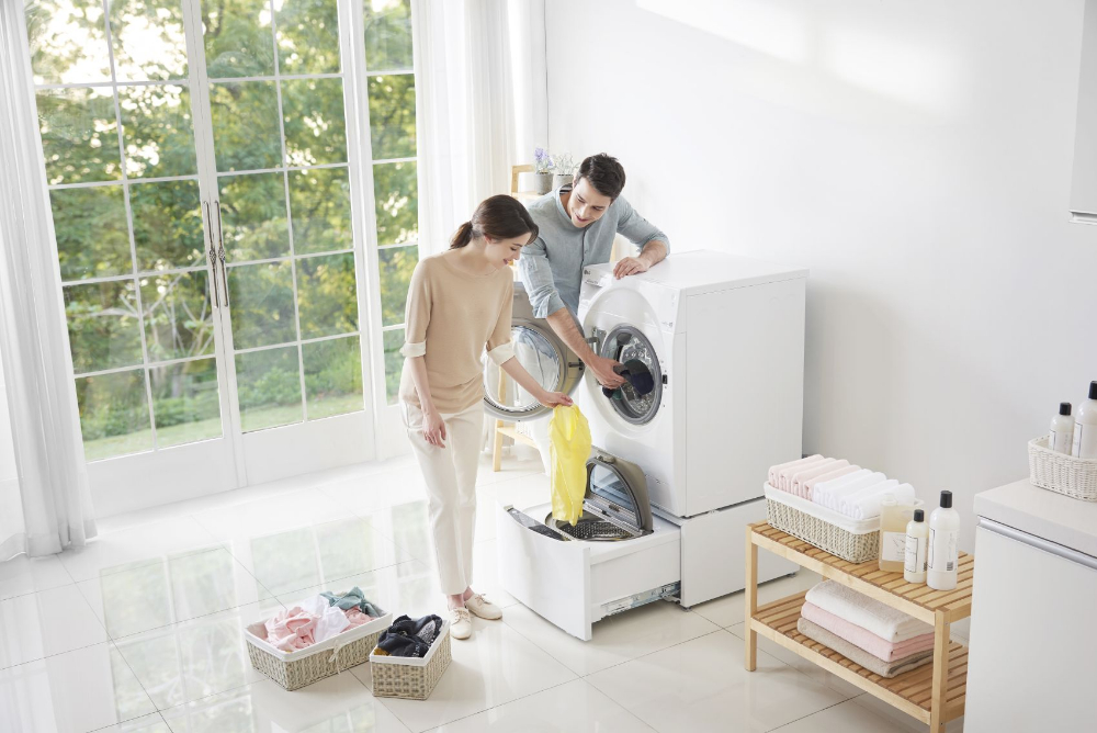 Deze wasmachine heeft een tweede trommel van 2 kg voor delicate of kleine wasjes