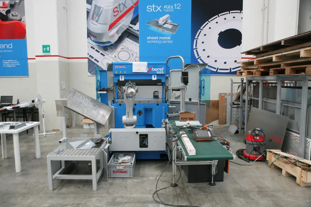 plooibank met robotarm