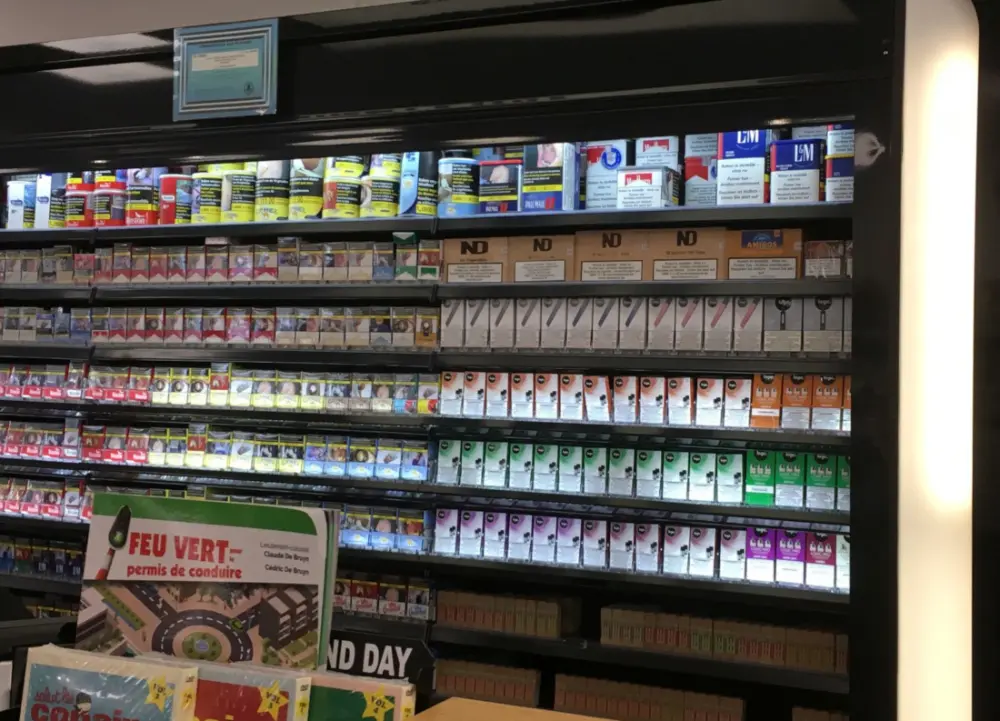 JTI Petro De Graeve Jeroen Dhanens Logic Compact