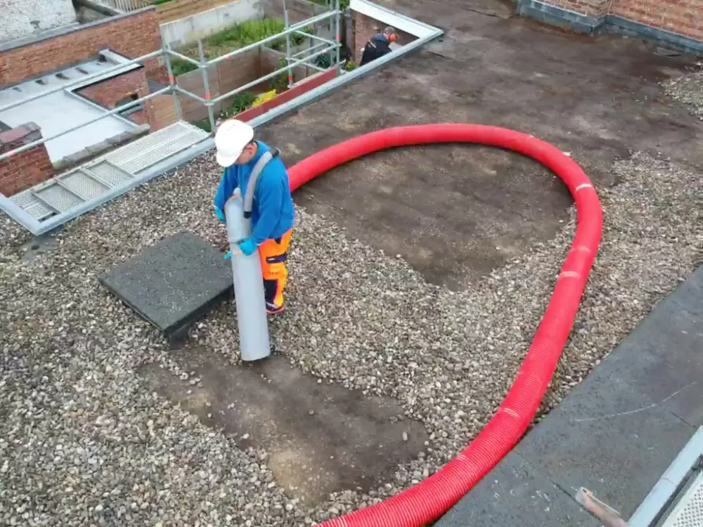 VAN DE VELDE PIPE INSPECTIONS & SOLUTIONS IS ER VOOR ZOWEL GROTE ALS KLEINE PROJECTEN