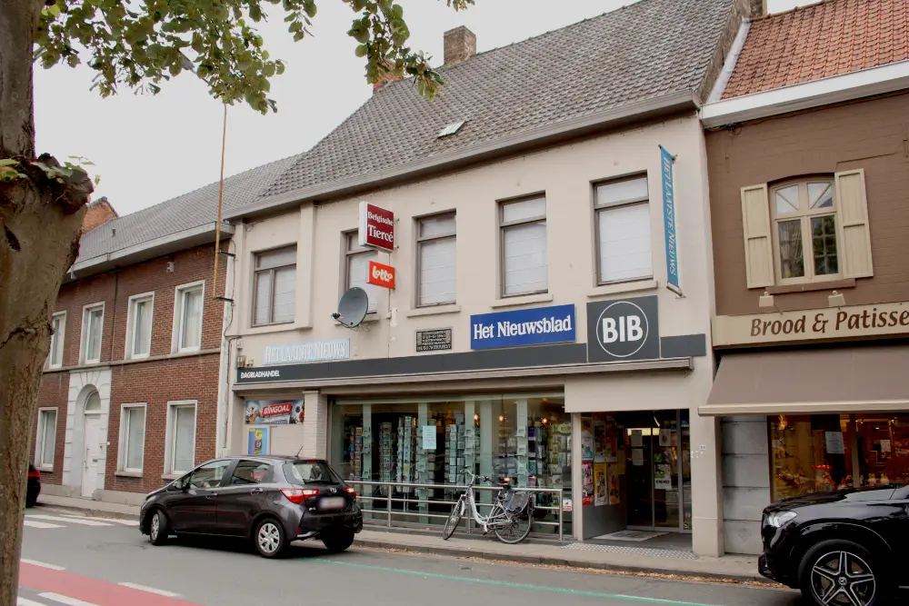 Dagbladhandel Bib Ten Huize Van Kevin Meyfroid