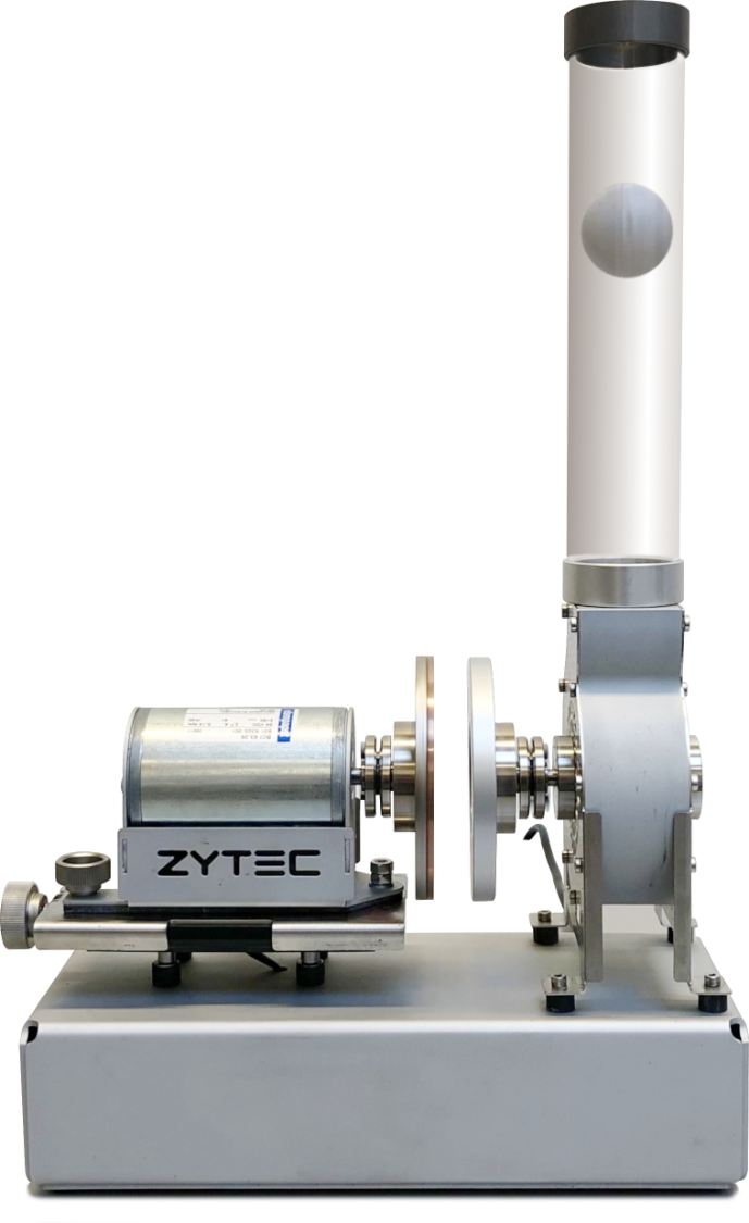 Figuur 1: Proefopstelling met contactloze magneetkoppeling. Het koppel wordt contactloos overgedragen en is mechanisch te regelen door de spleetbreedte te variëren