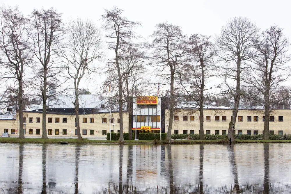 L&rsquo;usine &agrave; Gimo est leur plus gros site de production dans le monde. Elle sert de &lsquo;pilot green factory&rsquo;