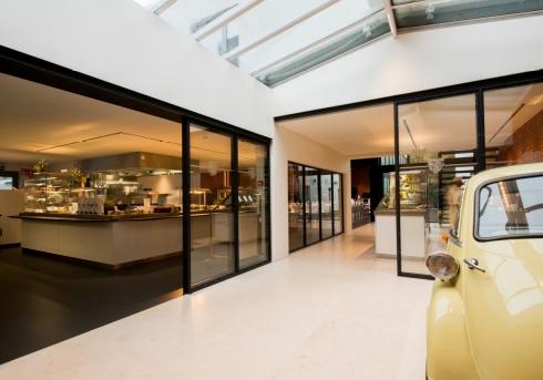 Belgocatering investeerde in Keiem zelf
in een kippenren met 250 kippen