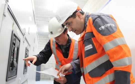 Joeri Van Deynze: “Het leek ons opportuun om het project in een vaste structuur 
te gieten, waarbij Electrium het geheel beheert en opvolgt. Als iemand een aan­passing doet, mag enkel Electrium dat voortaan aanpassen in de masterfile”