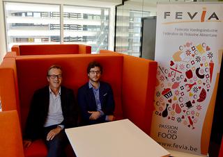 &ldquo;Dans l'industrie de transformation belge, presque un emploi sur cinq se situe dans l'industrie alimentaire. En 2015, nos entreprises ont aussi investi 10% en plus&rdquo;, d&eacute;clarent Chris Moris et Pieter Weyn de la Fevia