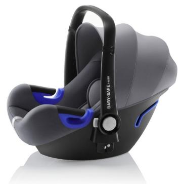 Heel wat i-Size-stoeltjes, ook dit zitje van Britax/Römer, zijn groter dan de vroegere modellen