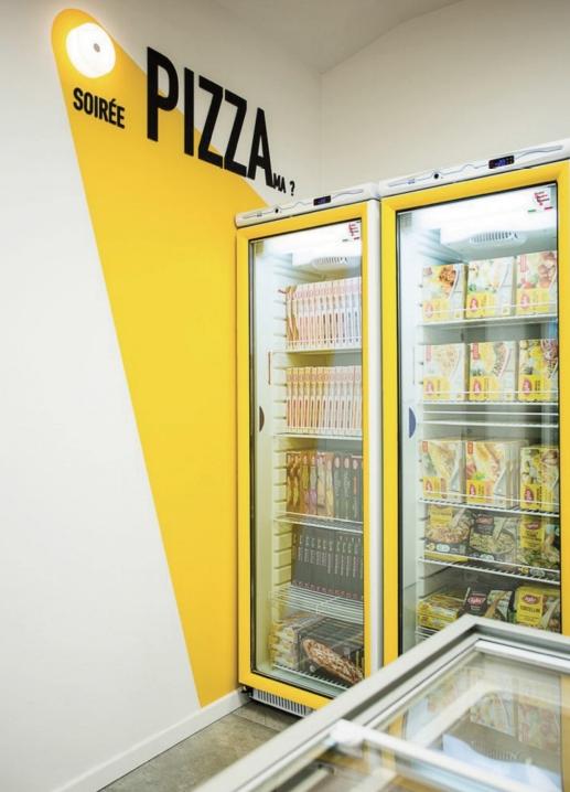 Het interieur werd een pak lichter. De vier corners baden ook in het geel en kregen een duidelijke signalisatie