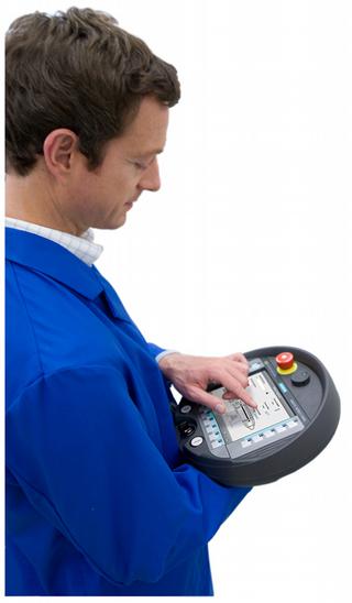 Les HMI peuvent être exécutés mobiles, ce qui accroît la facilité d'utilisation pour l'opérateur Les HMI peuvent être exécutés mobiles, ce qui accroît la facilité d'utilisation pour l'opérateur