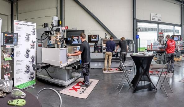 Crispyn Machines CNC Conventioneel