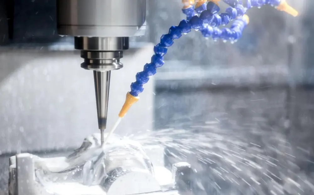 Dankzij de afwezigheid van olie is Folia een heldere vloeistof