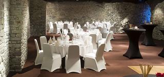 La salle Sint-Donaas se prête à toutes sortes de fêtes et d'&eacute;v&eacute;nements