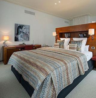 Kamers geïnspireerd door Herm&egrave;s en Missoni