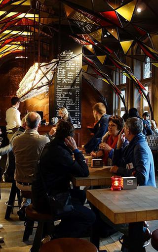 Het Duvelorium is het enige echte Duvelcaf&eacute; in de wereld