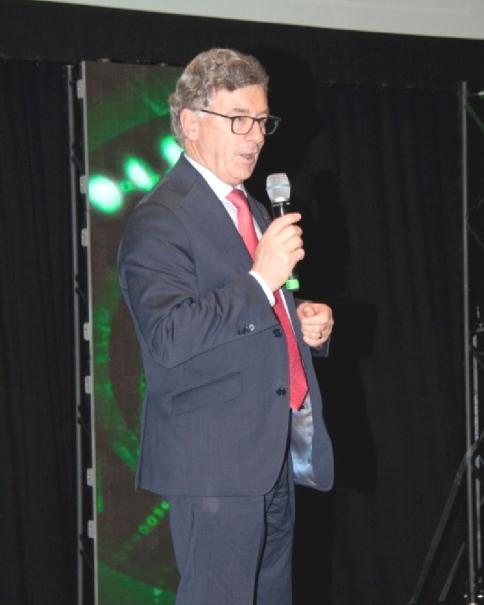 BOUWSECTOR KAMPT MET TEKORT AAN ARBEIDERS EN BEDIENDEN