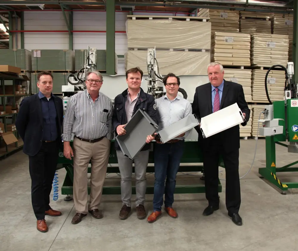 V.l.n.r.: Martijn Ruikes (Grass), André Decruy, Alexander Decruy, Frederik Decruy (Decruy) en Jacques Werbrouck (Van Opstal)