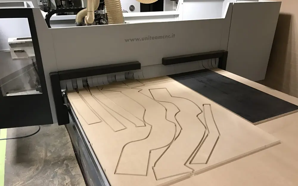 De onderneming Concept Notte investeerde in een nesting-CNC-machine om aan te bieden wat schrijnwerkers niet kunnen