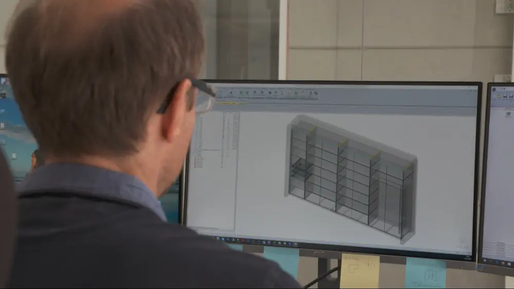 Het belangrijkste aspect in onze software is dat alles vanuit ons tekengedeelte aangestuurd wordt naar de machines van de klant
