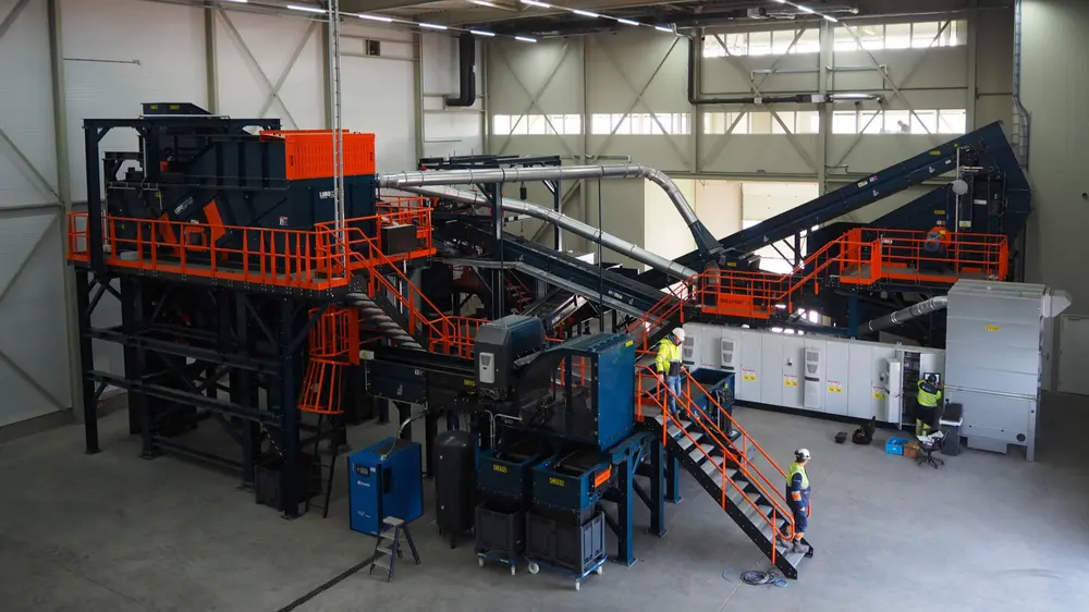Plastic waste sorting and separating at NTCP – NTCP picture by Henry Dullink