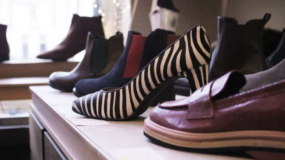 Schoenen Louise Dendermonde Tinneke De Kimpe grote voetmaten schoenmaten
