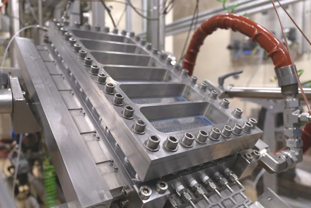 Hanu reactor in Bio-Pharma Services