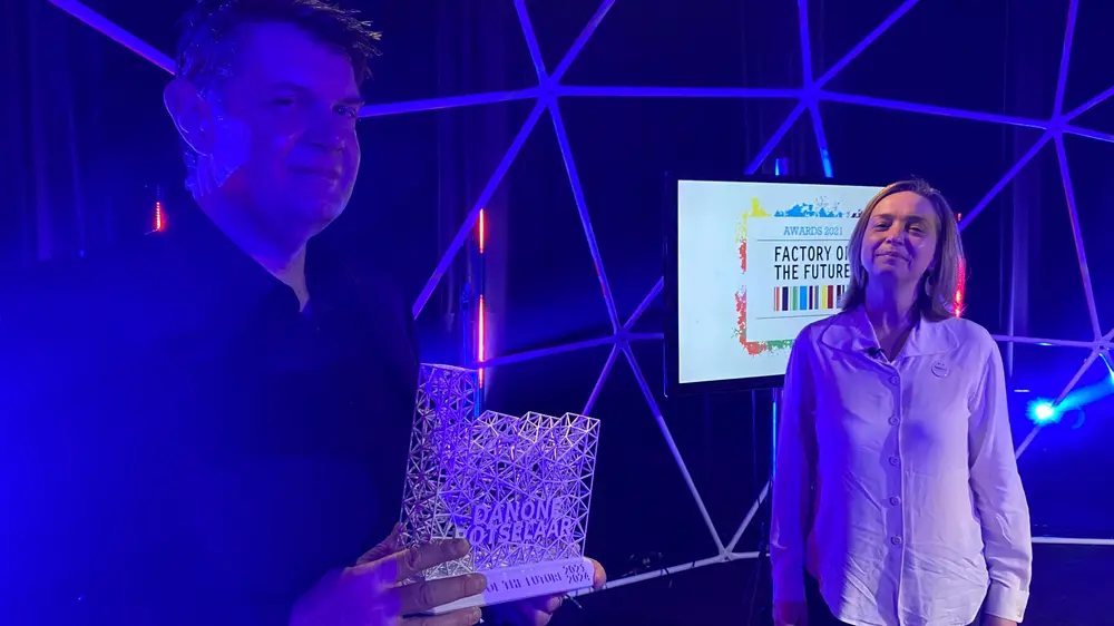 Jurgen Berckmans van Danone Rotselaar met Nadia Lapage van Fevia Vlaanderen