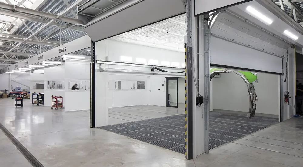 VAN CENTRE: OOK HERSTEL AAN BESTELWAGENS