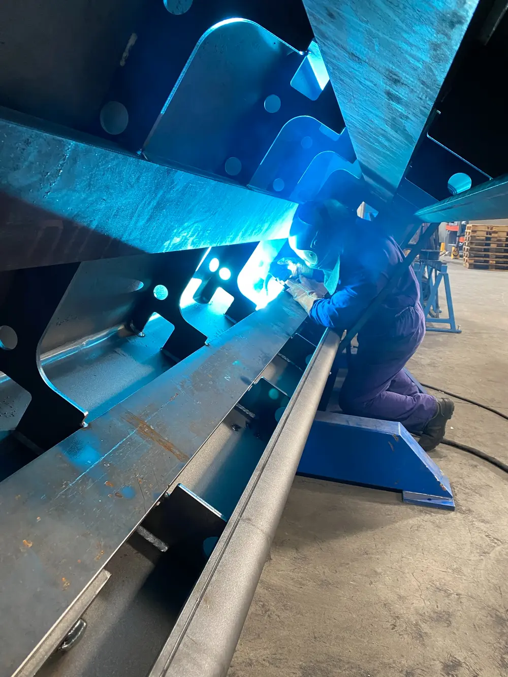 Het productieproces van grotere onderdelen start meestal in de lasserij