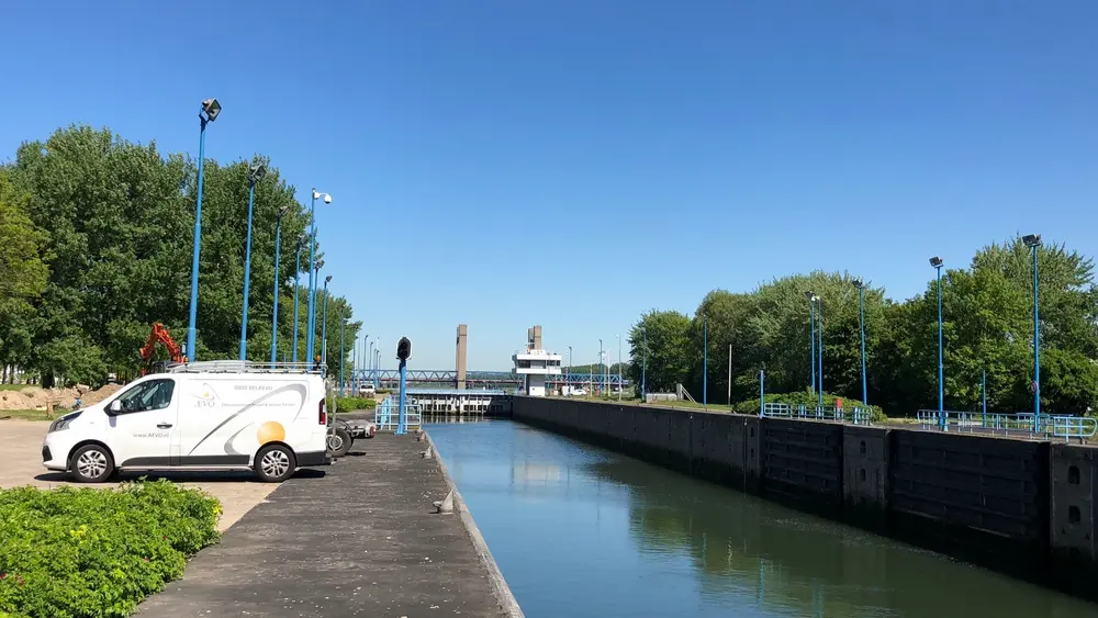 De bedoeling is dus om nog vóór er een storing optreedt met de sluis, het probleem te kunnen identificeren en zo sneller te kunnen oplossen