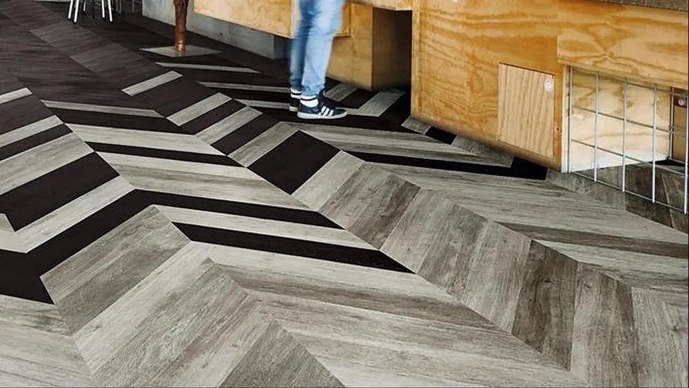 legpatroon luxury vinyl tiles