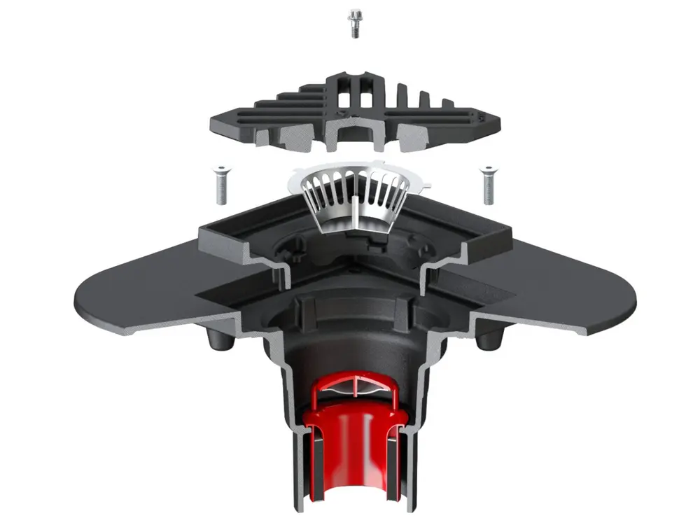 Les avaloirs ne pèsent que 7 kg et ont un diamètre de seulement 160 mm. Un forage de ce diamètre est donc suffisant et aucun renforcement supplémentaire n'est nécessaire dans les dalles