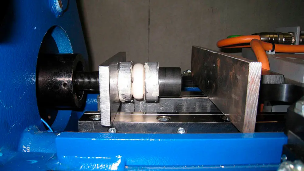 TUBUS Special neerhouderdempers van ACE op de proefstand