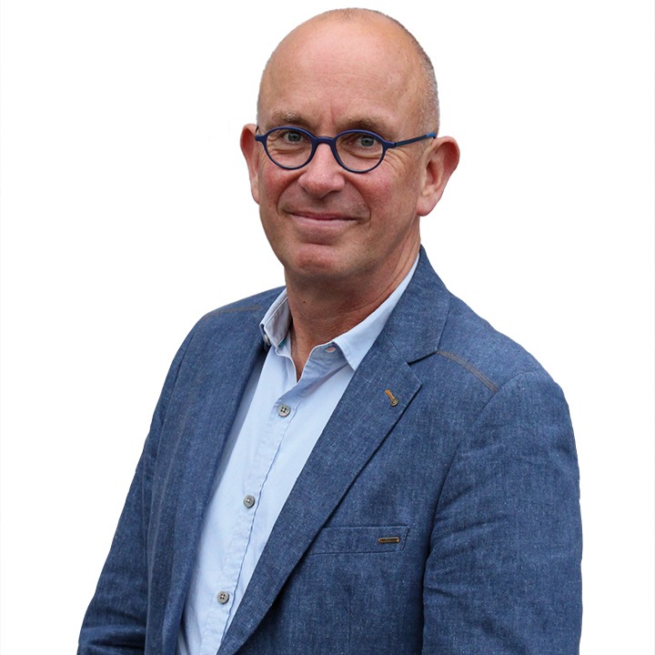 Toon Hollander directeur Artige