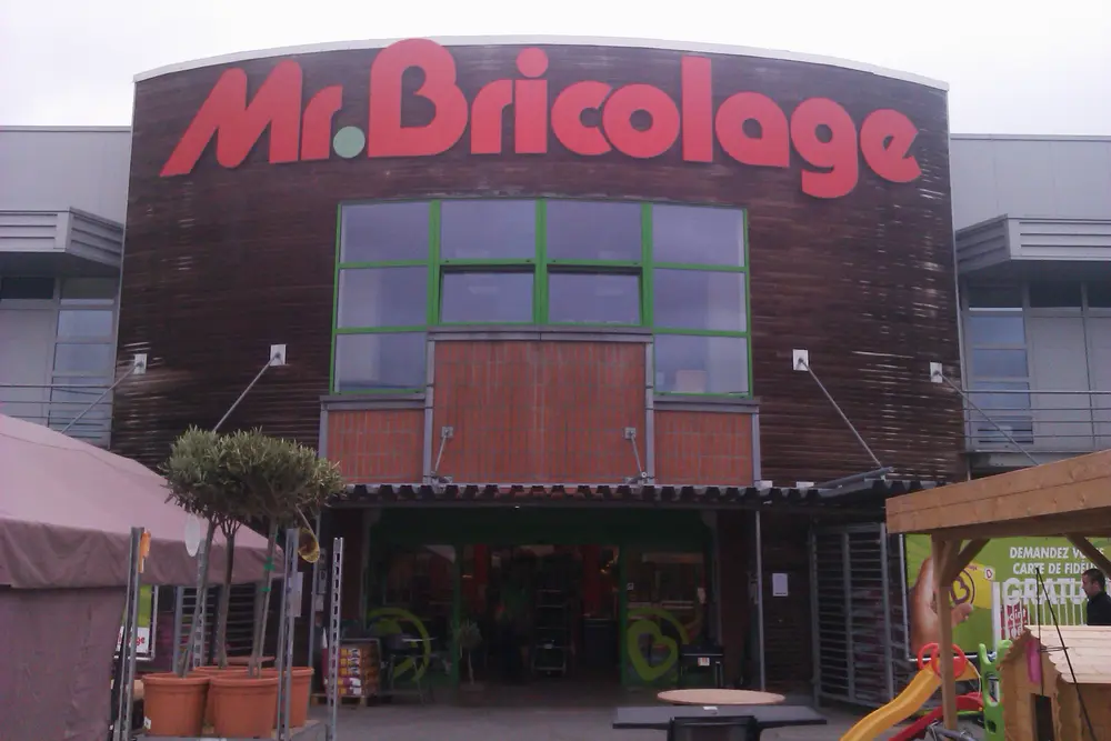 Mr. Bricolage