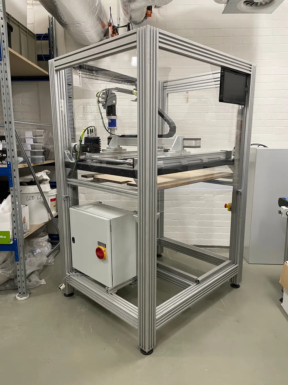 Automatische demontage van elektronica