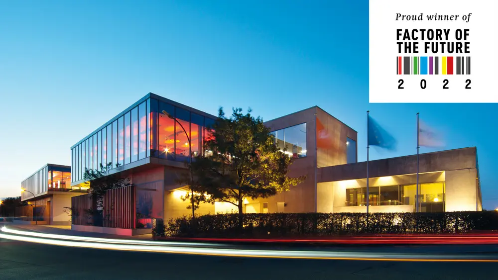 Van Hoecke wint Factory of the Future award
