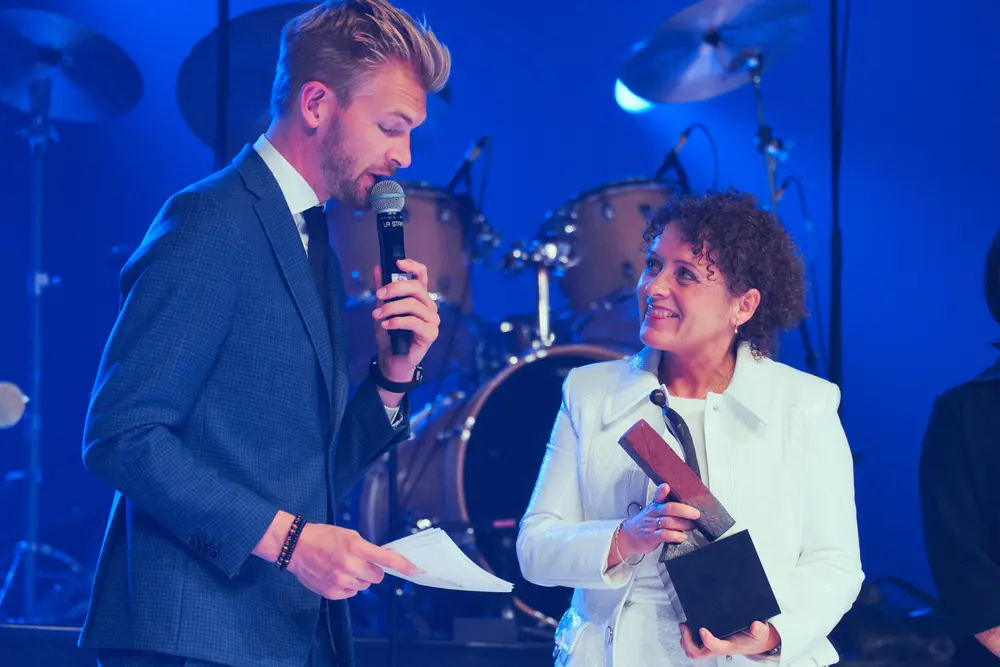 Minister Lydia Peeters wint Gouden Baksteen 2022