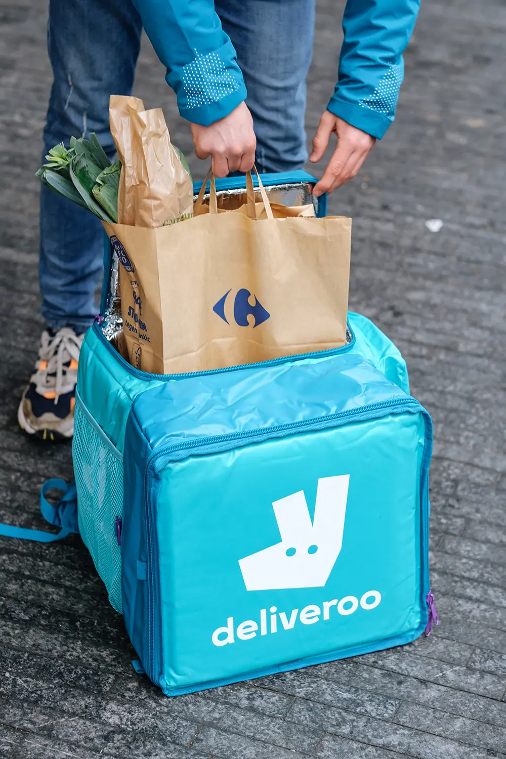 Deliveroo Carrefour