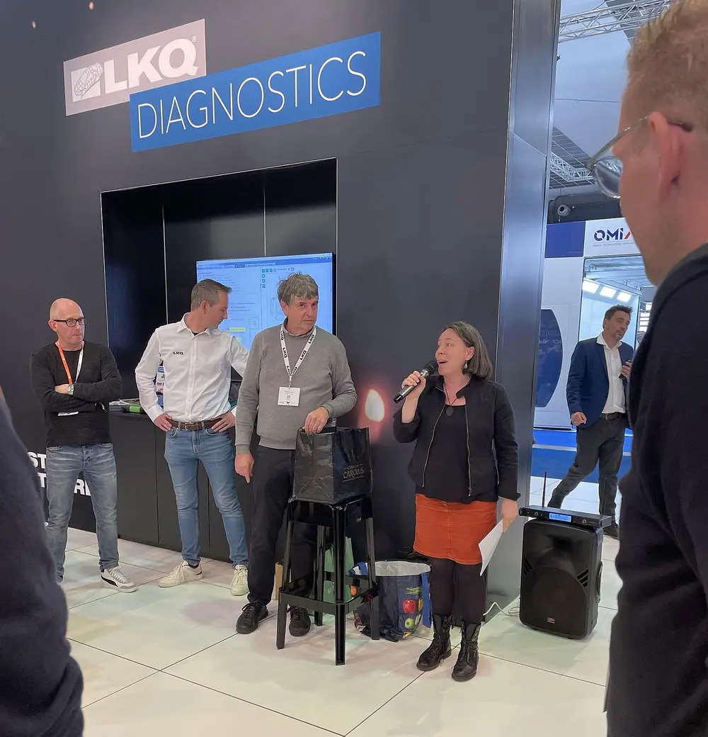 LKQ en Diagnose Car schenken 5 picoscopen aan de Vlaamse scholen op AutoTechnica