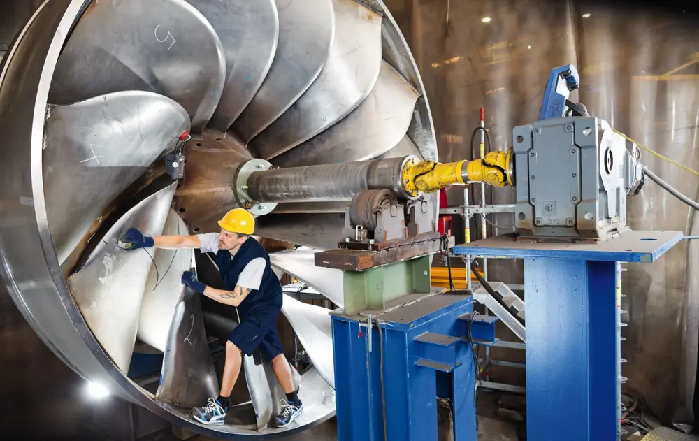 Quand il fait chaud: les T-shirts et shorts MEWA sont de sortie