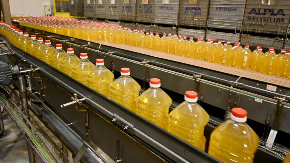 Door de huidige situatie hebben sommige voedselbedrijven moeite hun producten te maken, met name door een tekort aan zonnebloemolie