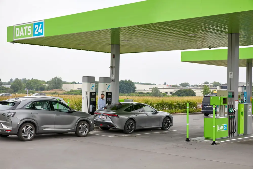 DATS 24 opent publiek waterstoftankstation te Wilrijk langs de A12