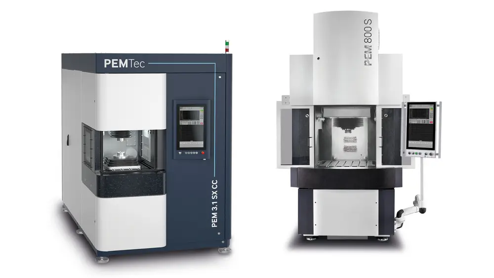 PEMTec biedt machines die geoptimaliseerd zijn voor comfortabele en efficiënte 24/7 serieproductie. De PEM 800 S maakt zeer korte bewerkingstijden en zeer economische serieproductie mogelijk. Het resultaat zijn braamvrije werkstukken zonder thermische of mechanische invloeden met een reproductienauwkeurigheid en herhaalbaarheid in het lagere µm-bereik en een oppervlaktekwaliteit tot Ra 0,03 µm. Nieuw zijn de All-in-one oplossingen PEM 3.1 SX CC speciaal voor de hardmetaalbewerking en de identieke PEM 3.1 SX voor de compacte bewerking van bijna alle metalen. De machines leveren bewerkingsresultaten zonder smelten, zonder microscheuren, zonder vreemde fasevorming en zonder stofvorming tijdens de bewerking. Ook de uitvoering van zeer complexe onderdeelgeometrieën en ondersnijdingen is realiseerbaar.